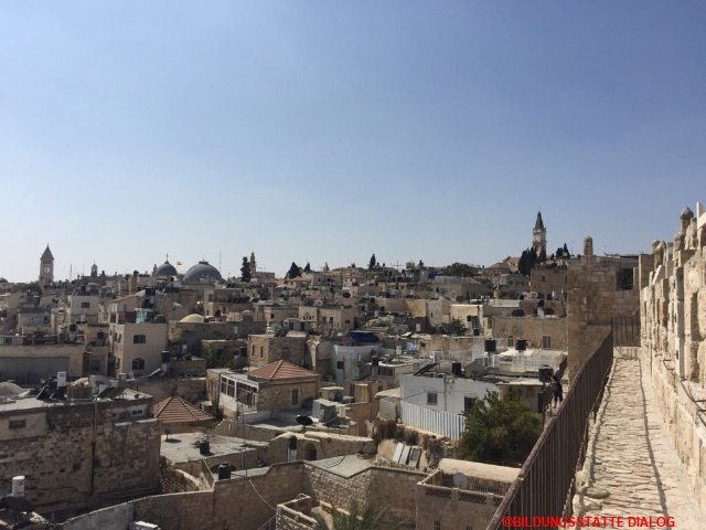 de: Fachkräfteaustausch Kirchenkreis Merseburg : Fachkraefte - Merseburg - Stadtmauer Jerusalem (L)