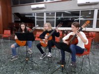 de: Jugendaustausch 2019 - Torgau : Jugendaustausch Torgau 2019 Gitarren 1 (s)